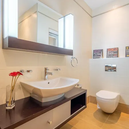 16th Floor With Pool & 180 Sea Views By Quicktrips סליאמה