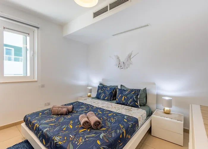 Lägenhet 16th Floor With Pool & 180 Sea Views By Quicktrips