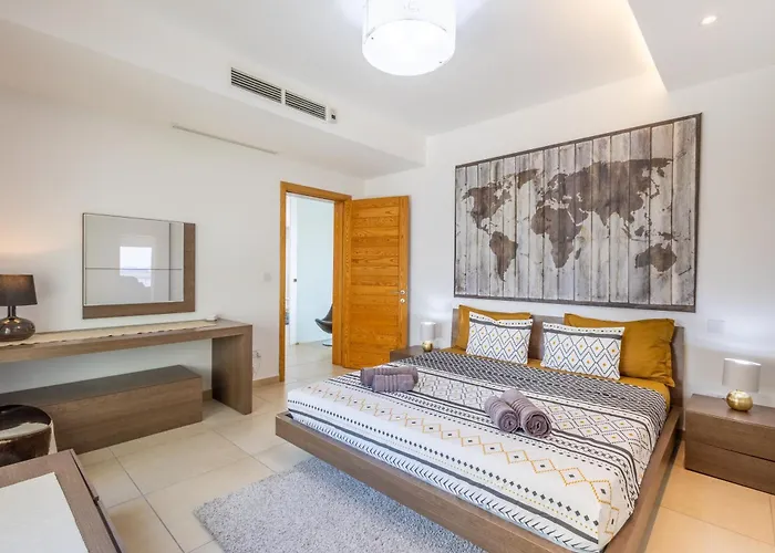 16th Floor With Pool & 180 Sea Views By Quicktrips Lägenhet